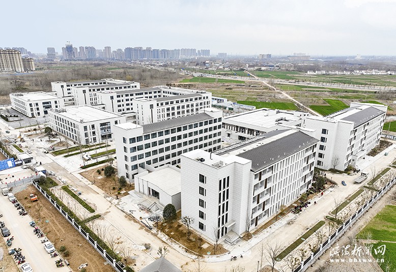 濱海中等專業(yè)學校新校區(qū)一期項目現場